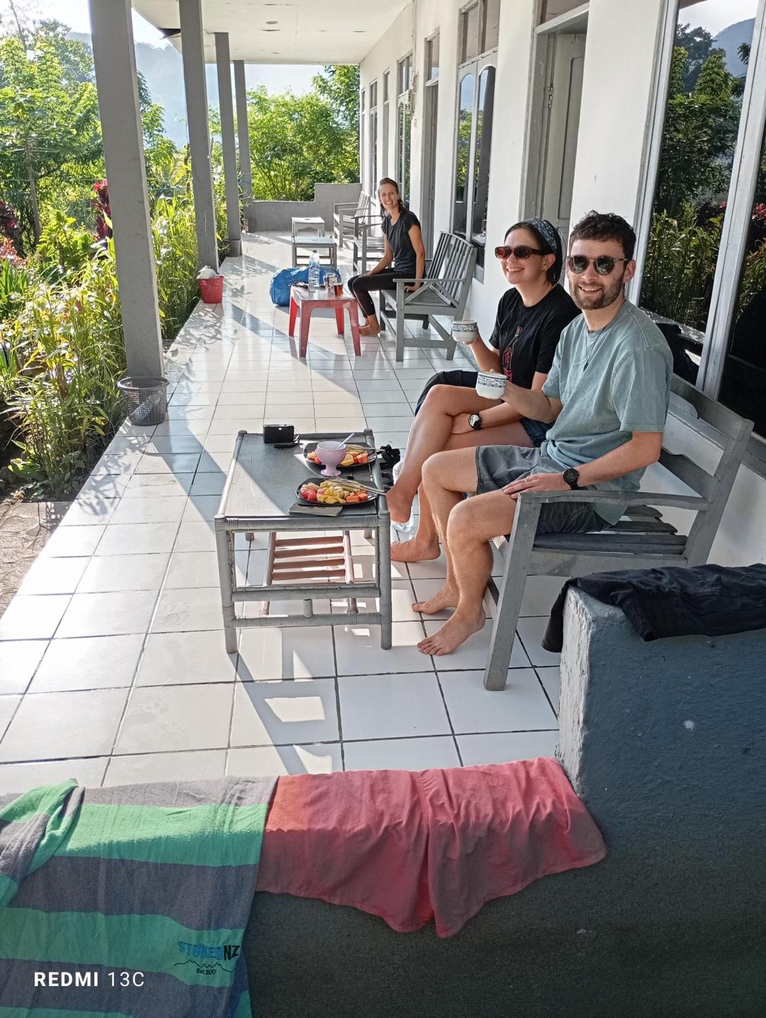 Hidayah Homestay Vulkan Vulkan Kelimutu Exterior foto